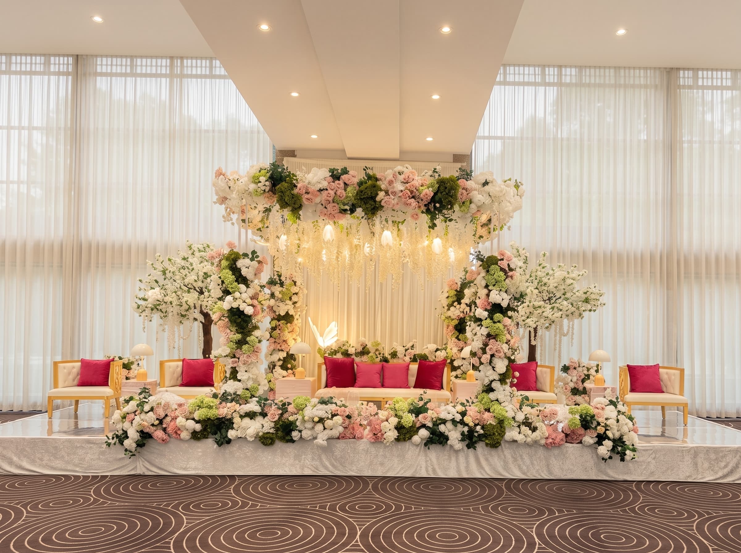 Blossom & Wisteria Lounge