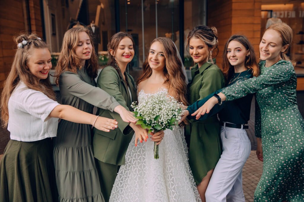 10 Rules For How To Be The Perfect Bridesmaid